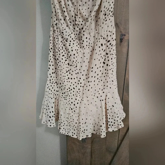 Olivaceous off shoulder spotted cheetah print mini dress. Size medium NWT - Picture 4 of 13